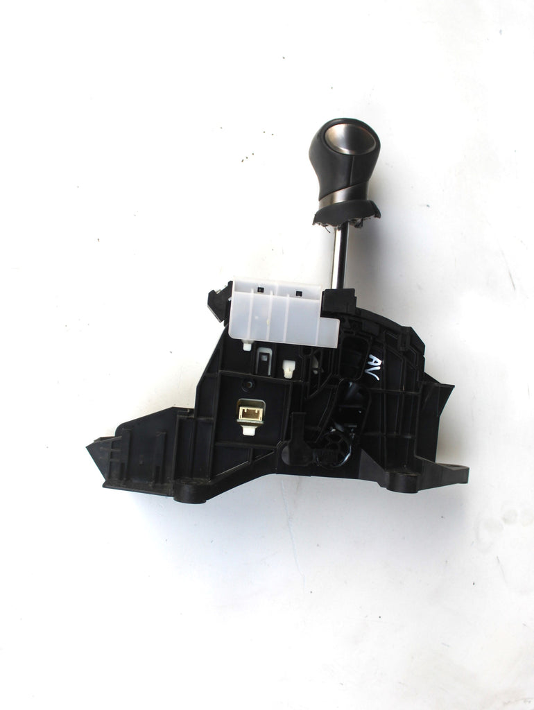 Toyota Avalon 2010-2012 Gear Transmission with Lever